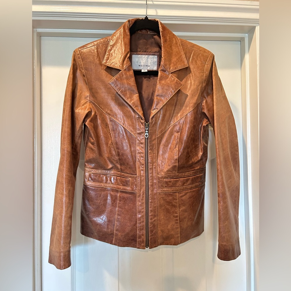 Wilsons Leather Tan Jacket for Women, size Medium, Great Used Condition